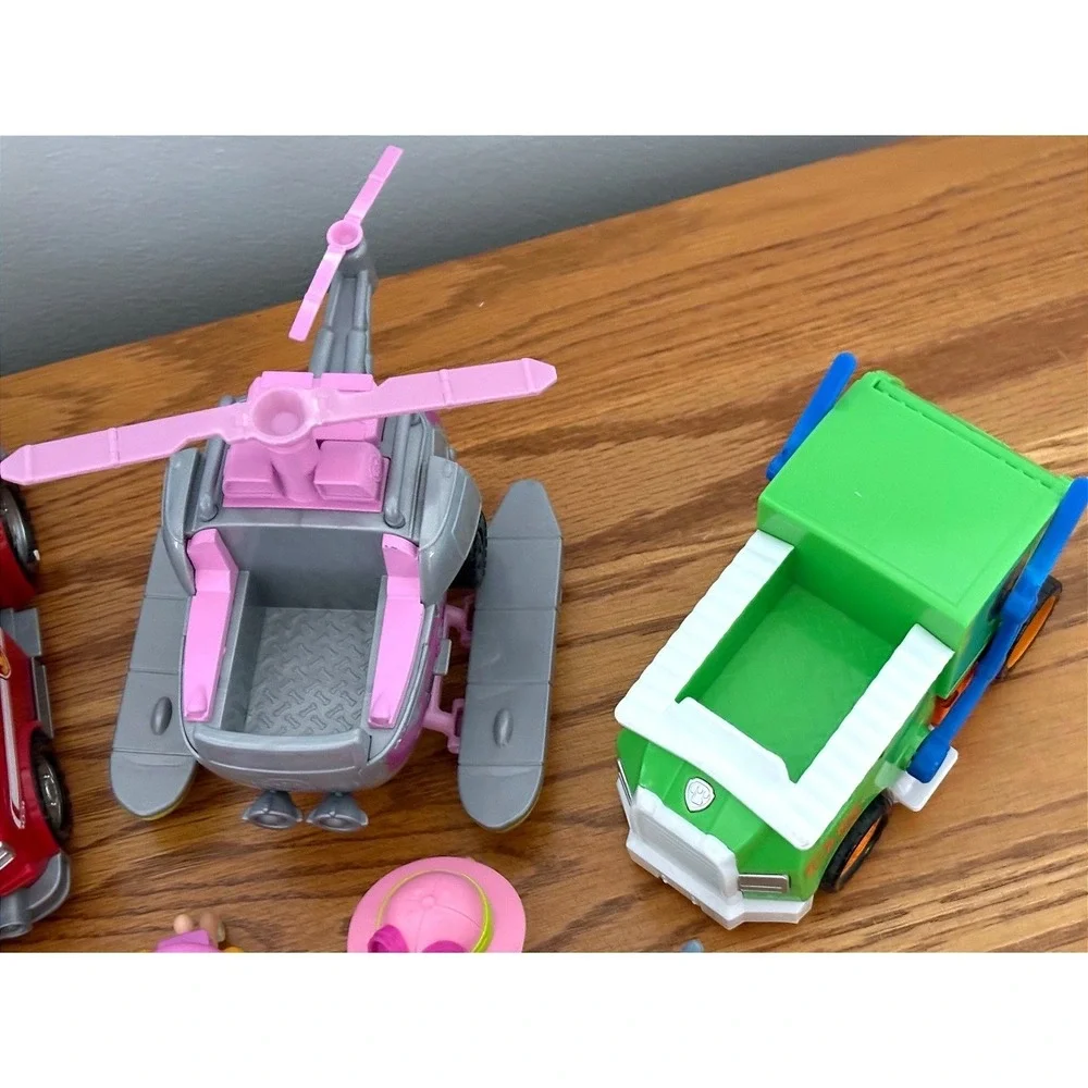 Paw Patrol Toy Lot Rubble Zuma‎ Skye Rocky Figures and Vehicles 9pc Set